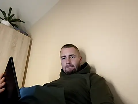 Vladyslav30 online show from November 25, 2:35 am