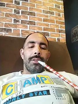 Snapshot of salimbasha chatting on September 18, 10:50 am salimbasha online show from September 18, 10:50 am