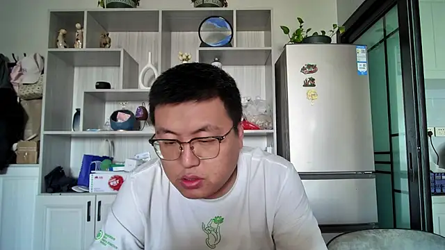 Snapshot of peijiangzhao chatting on September 20, 6:46 am peijiangzhao online show from September 20, 6:46 am