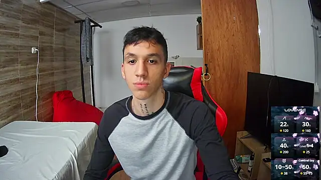 angelicious  online show from November 13, 8:35 pm