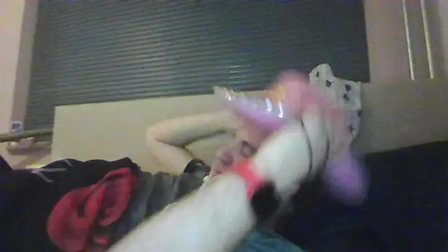 Snapshot of JasperGeil chatting on October 4, 11:53 pm JasperGeil online show from October 4, 11:53 pm