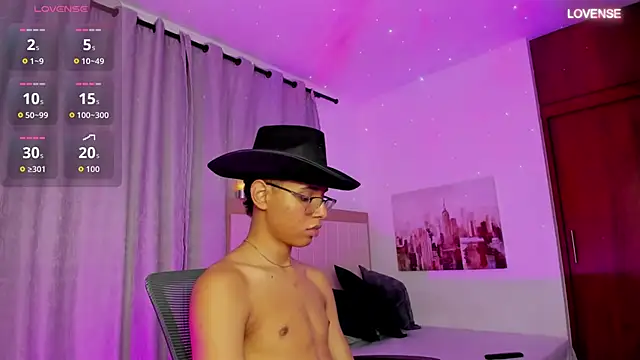 tristan gold online show from October 12, 2:27 am