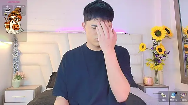 Lucass love online show from November 8, 4:10 pm