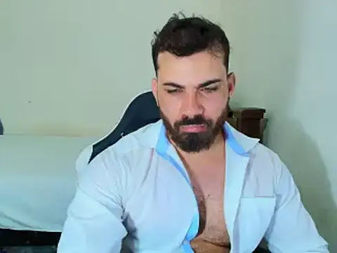 Snapshot of max_love255 chatting on October 2, 9:52 pm max love255 online show from October 2, 9:52 pm