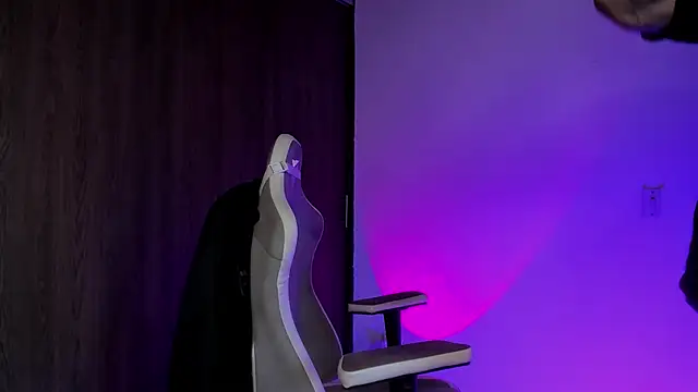 natevillage online show from October 4, 10:14 pm