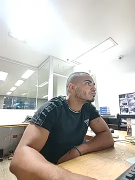 SanChacal5694 online show from November 20, 10:30 pm