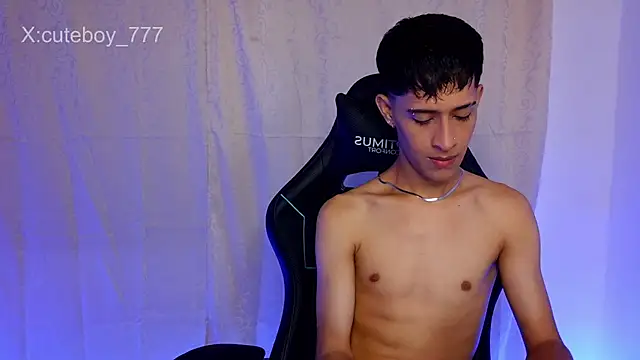 Danny cute 05 online show from February 7, 3:46 am