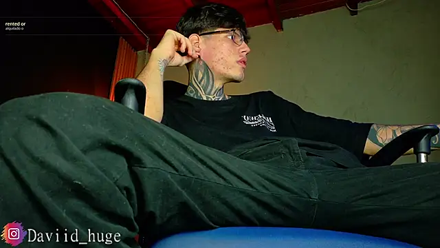 david huge online show from June 20, 11:21 pm