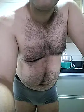 Snapshot of LeoMaduroSP chatting on September 11, 3:22 pm LeoMaduroSP online show from September 11, 3:22 pm