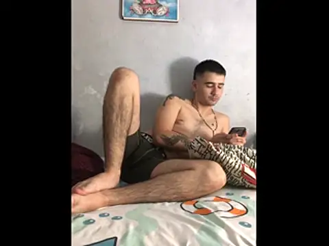 Cesar Augusto online show from May 13, 11:46 pm