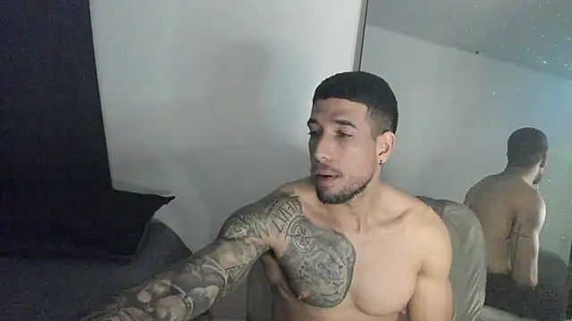 ThiagoLugo online show from March 24, 3:12 am