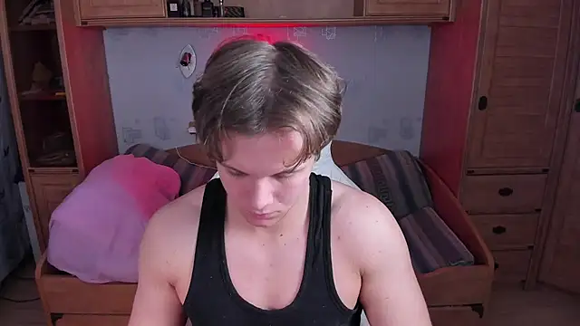 Dexter Bennett online show from October 14, 4:08 am