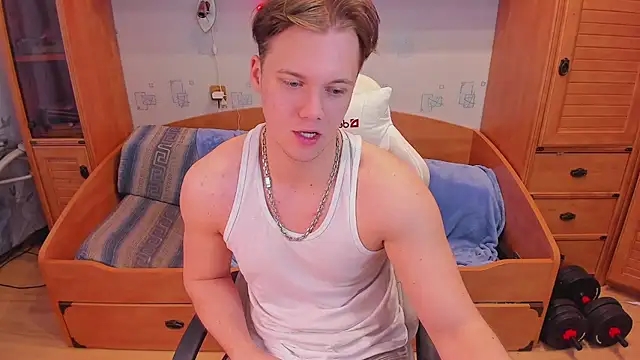 Dexter Bennett online show from April 21, 1:50 pm