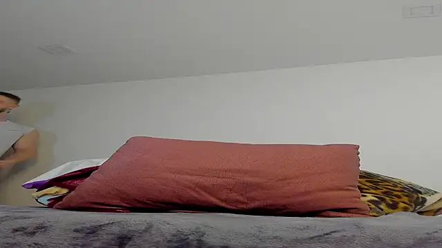 MaxDell online show from March 18, 7:28 pm