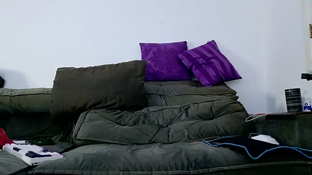 Snapshot of aaron_nvk chatting on October 9, 10:03 pm aaron nvk online show from October 9, 10:03 pm