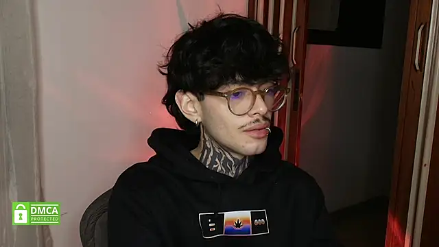 Mihail leroy online show from January 17, 2:47 am