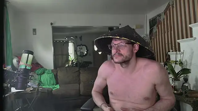 MasterDaddyCool online show from April 24, 10:56 pm