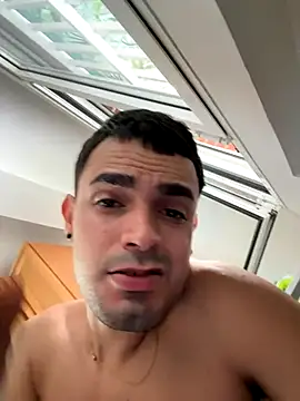 joseemontilla online show from September 16, 5:14 pm