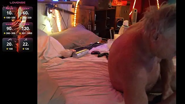 Pussyeat2please online show from June 6, 11:27 am