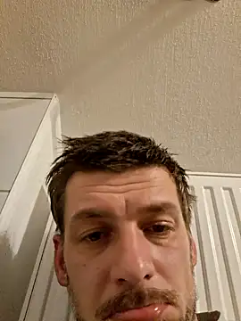 a7ex online show from December 2, 6:52 pm