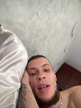 Snapshot of PUER4IK chatting on September 22, 11:21 am PUER4IK online show from September 22, 11:21 am