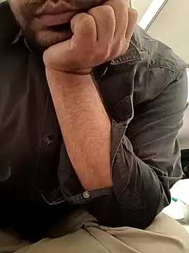 aarav 013 online show from April 22, 3:57 am