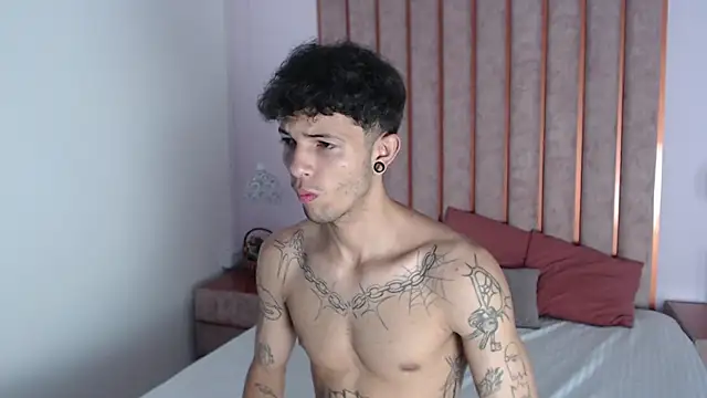 Enzo Hunter online show from October 4, 3:55 am