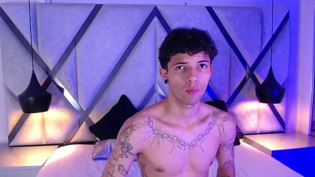 Enzo Hunter online show from October 18, 4:28 am