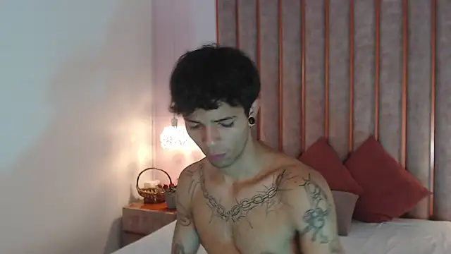 Enzo Hunter online show from September 26, 5:49 am