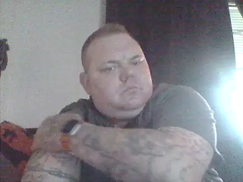 GingerSnap4444 online show from December 13, 10:49 pm