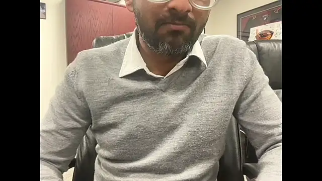 pranastro00 online show from April 23, 3:36 pm