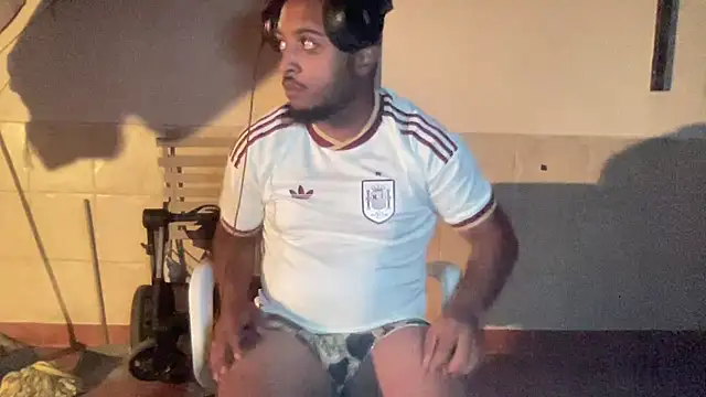 Minidemonkush online show from June 24, 3:09 am