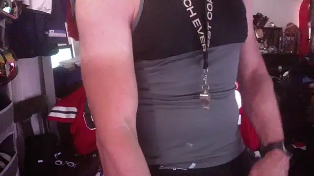 DILFJockDad87 online show from March 8, 11:31 pm