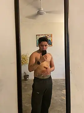 siilvestremx online show from November 28, 3:53 am