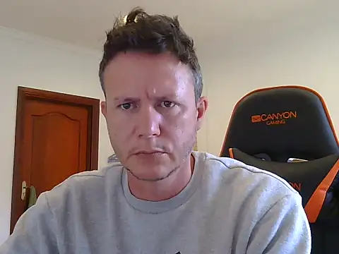 TroyDieselXXX online show from April 22, 7:13 am