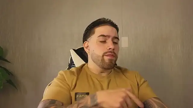 Ades Lowe online show from November 15, 12:51 pm