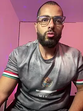 magnumchris online show from July 1, 1:06 am