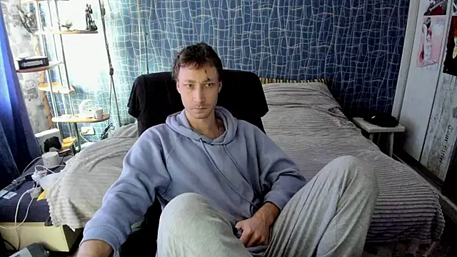 CuteBoy228 online show from April 22, 10:20 am