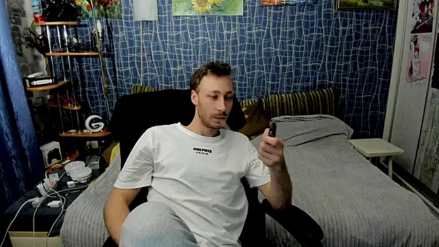 CuteBoy228 online show from March 20, 7:07 pm