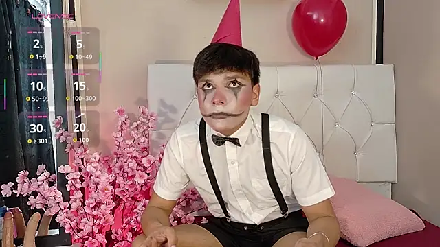 Thiago Kozak online show from October 21, 1:25 pm