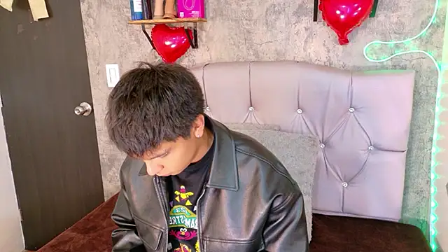 Thiago Kozak online show from March 4, 12:34 pm