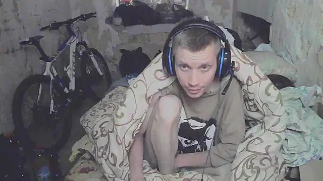 Snapshot of makarov1993 chatting on September 23, 10:58 am makarov1993 online show from September 23, 10:58 am
