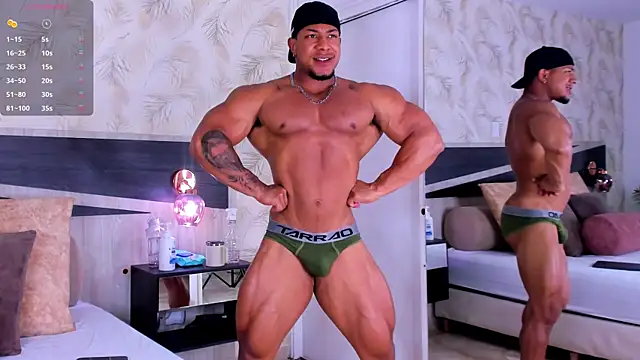 Travis lenox  online show from October 27, 11:18 pm