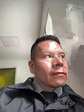 Manu0586 online show from April 23, 1:02 pm