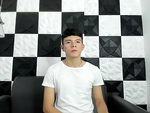 AndyFame1 online show from December 1, 7:17 pm