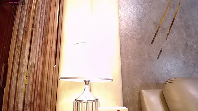 Snapshot of CharlesBrown_ chatting on October 6, 12:10 pm CharlesBrown online show from October 6, 12:10 pm