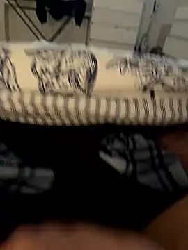 francy242 online show from February 18, 7:28 am