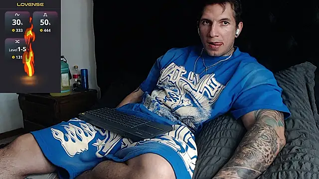 Shane Clay online show from February 20, 8:32 pm