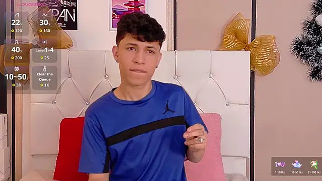 Axel  Evans online show from December 5, 12:56 pm