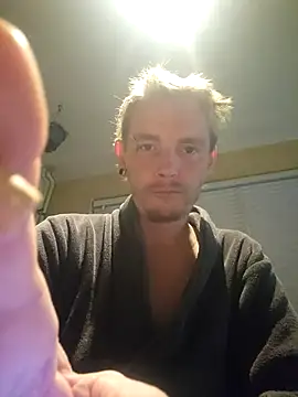 piercingpik online show from October 20, 8:24 pm